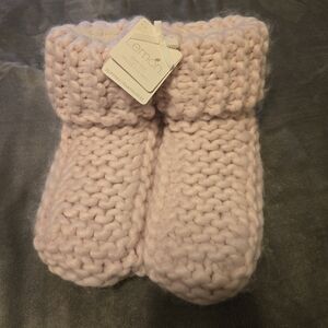 NWT Lemon Hand Knit Slippers